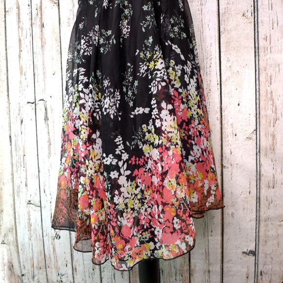 🚫SOLD🚫 Modcloth Winsome Wildflowers floral dress - Picture 4 of 5